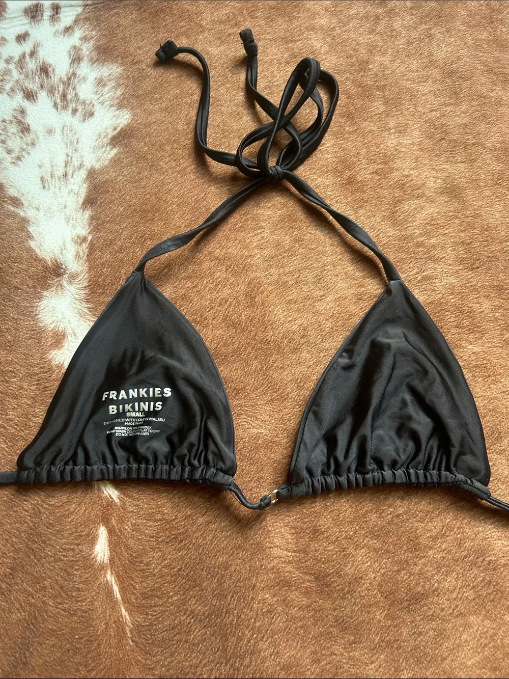 Frankie’s Bikinis x Alo String Bikini